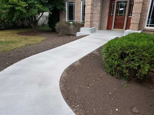 Curved Walk Custom Patio